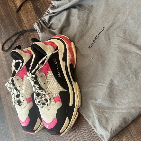 Balanciaga sneakers - Picture 2 of 2